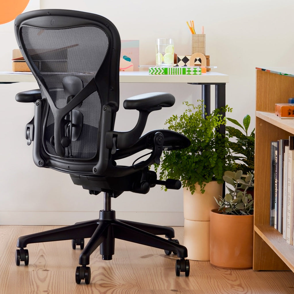 アーロンチェア Aサイズ オニキス Aeron Chair ONYX Herman Miller ...